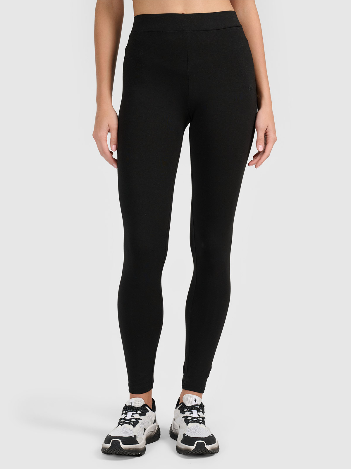 Legginsy treningowe bawełniane damskie czarne 4F : Kolor - Czarny, Rozmiar odzieży - XS